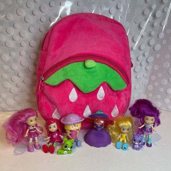 Strawberry Shortcake 🍰 bundle with plush backpack - Picture 1 of 10